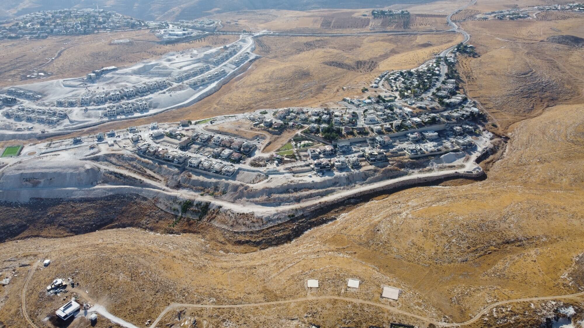 גלריה כפר אלדד – הושלם