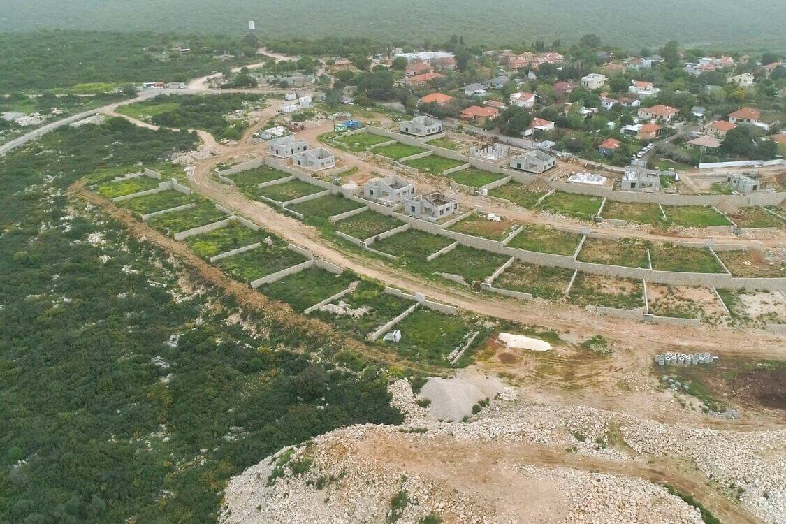 A Private Home in a Moshav at a Reasonable Price—Israelis Discover Reihan’s Community Charm